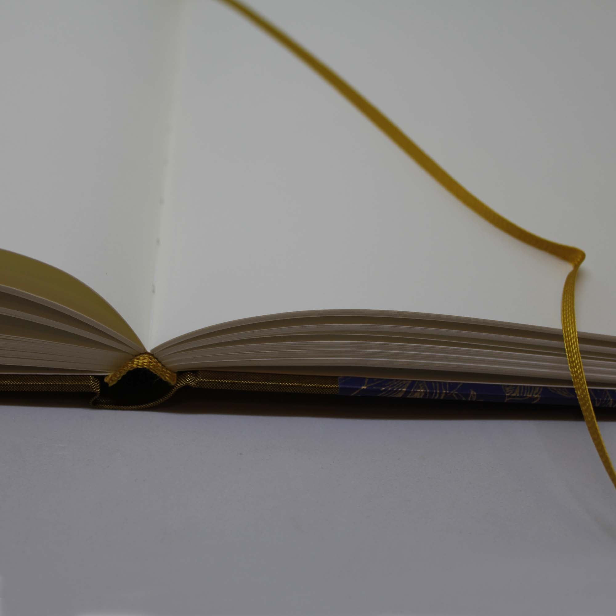 VINTAGE NOTEBOOK PURPLE AND GOLD