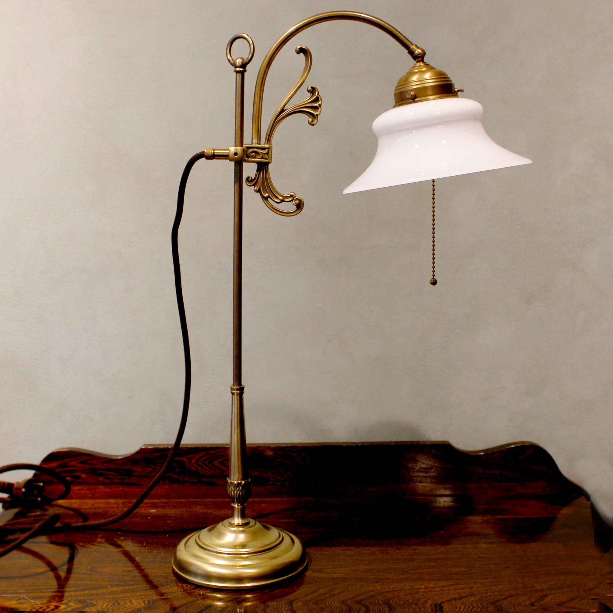 Art Nouveau Table Lamp "Elegance"