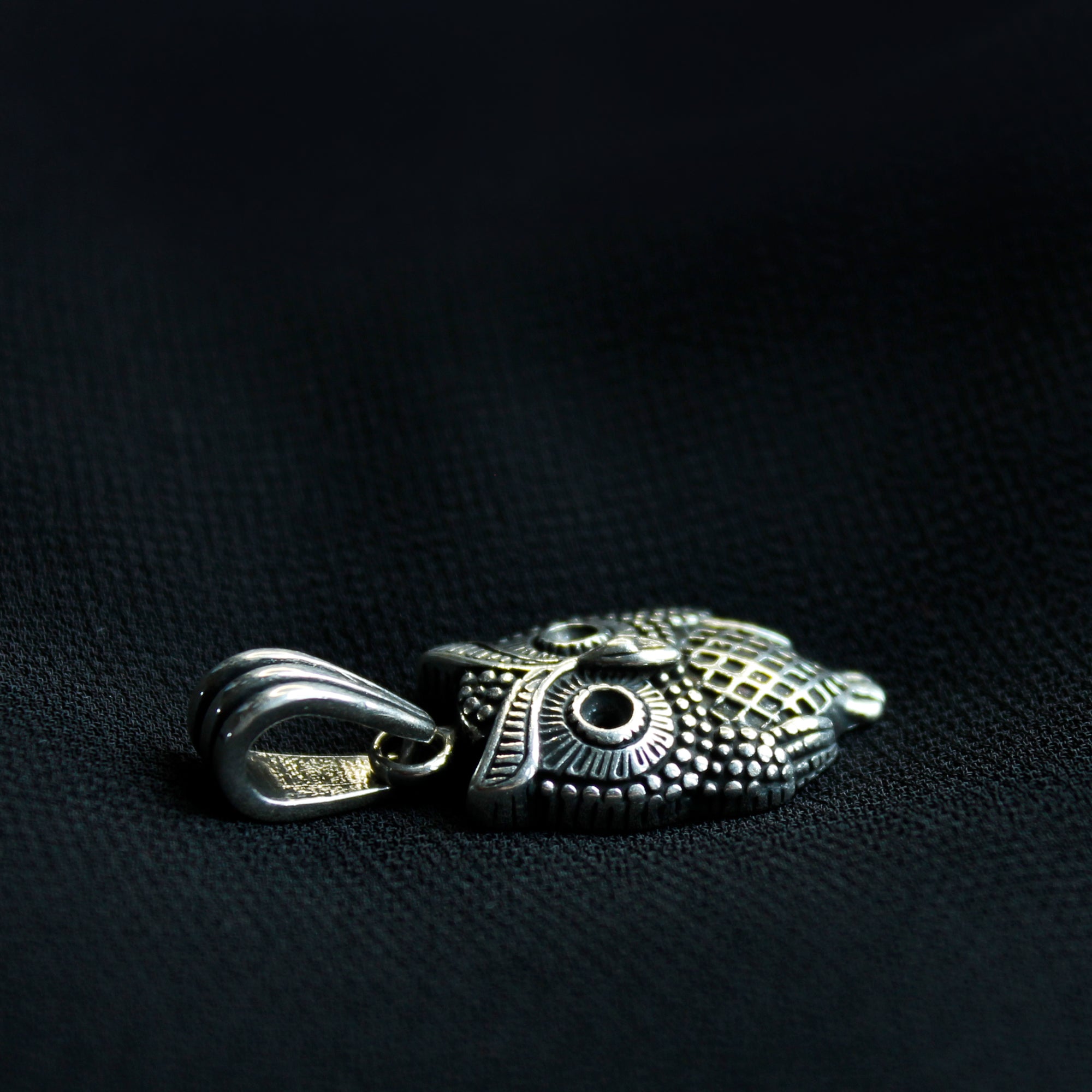 Silver Pendant - Tiny Owl