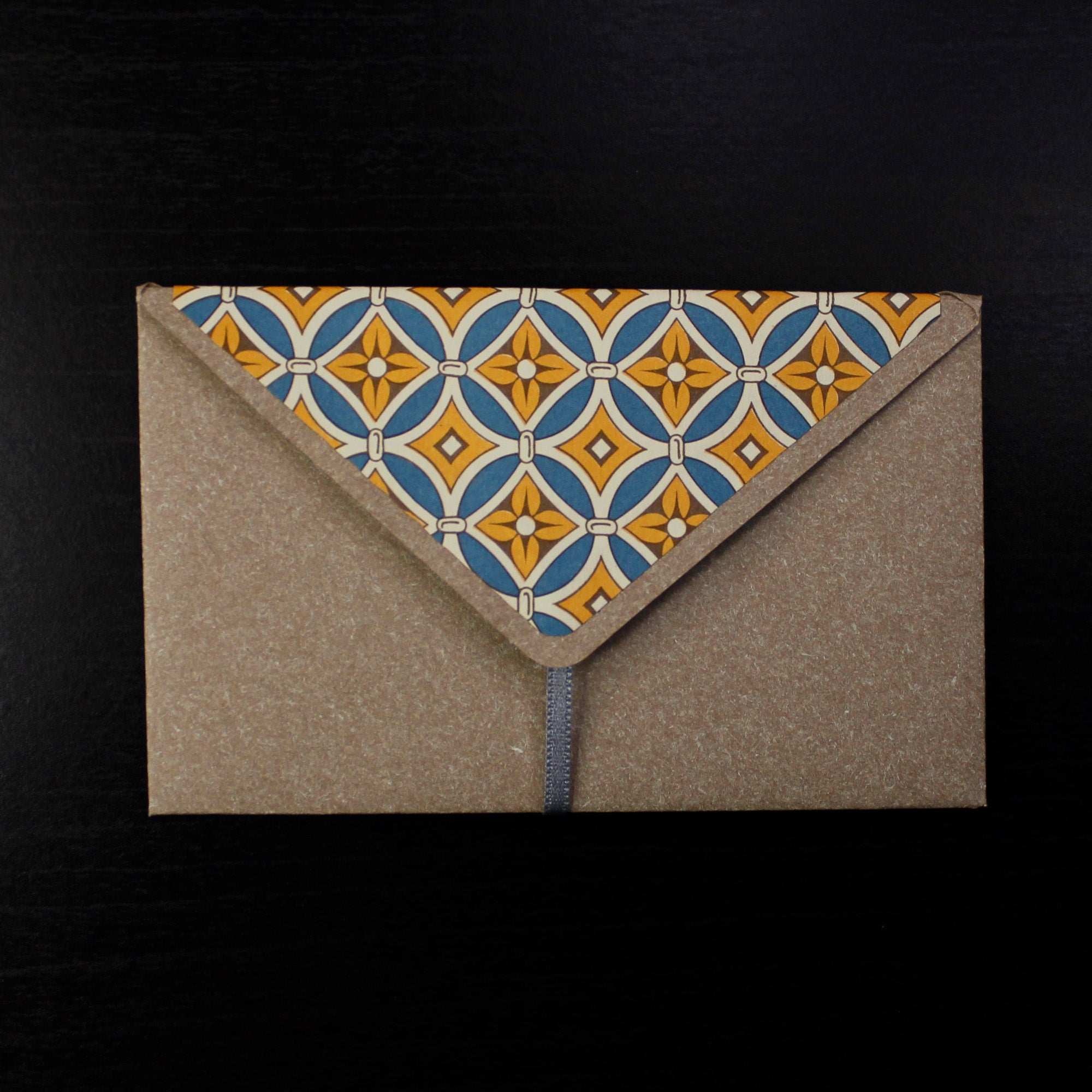 Small Charming Envelope and Note Card with a Secret