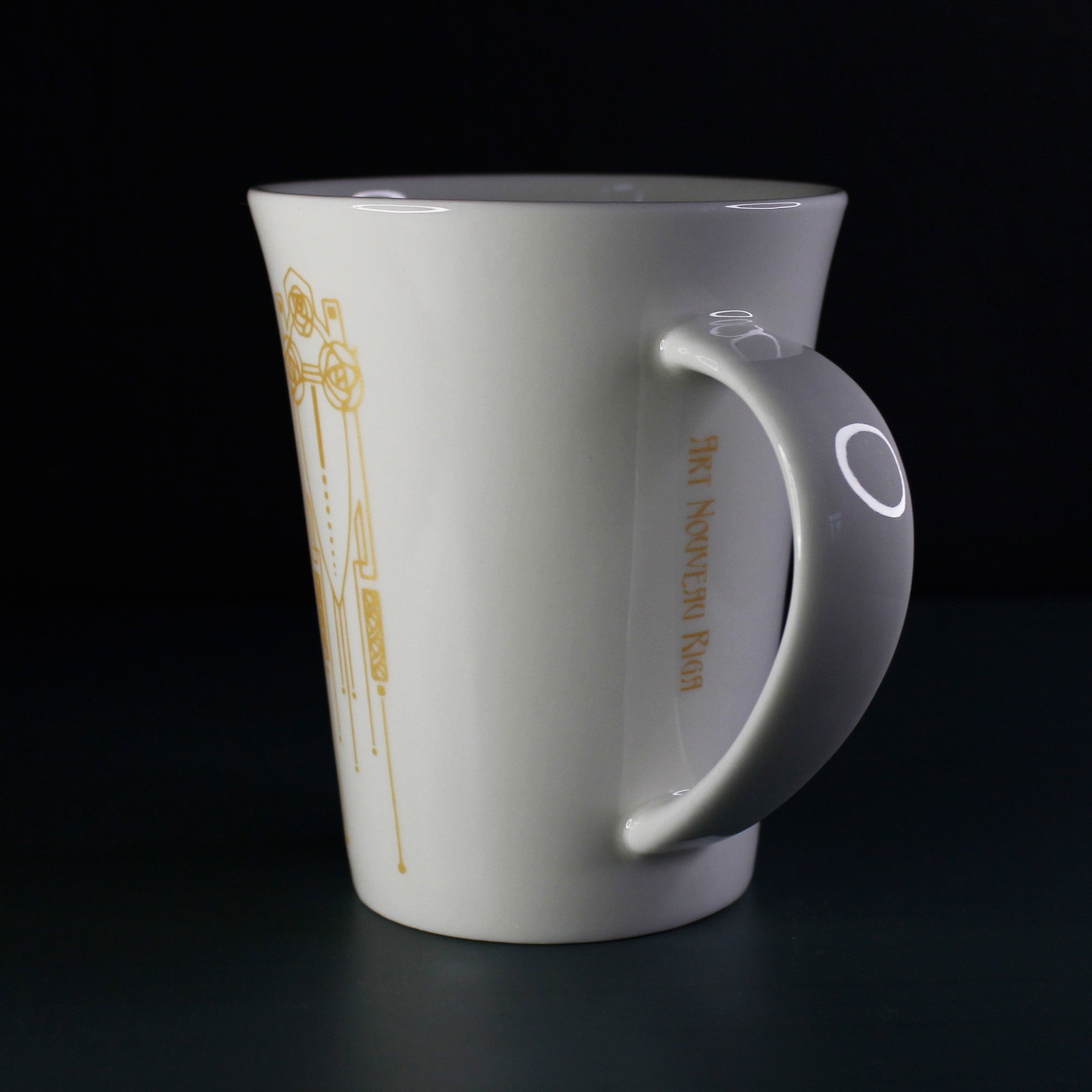 Porcelain mug - Ornament in Gold