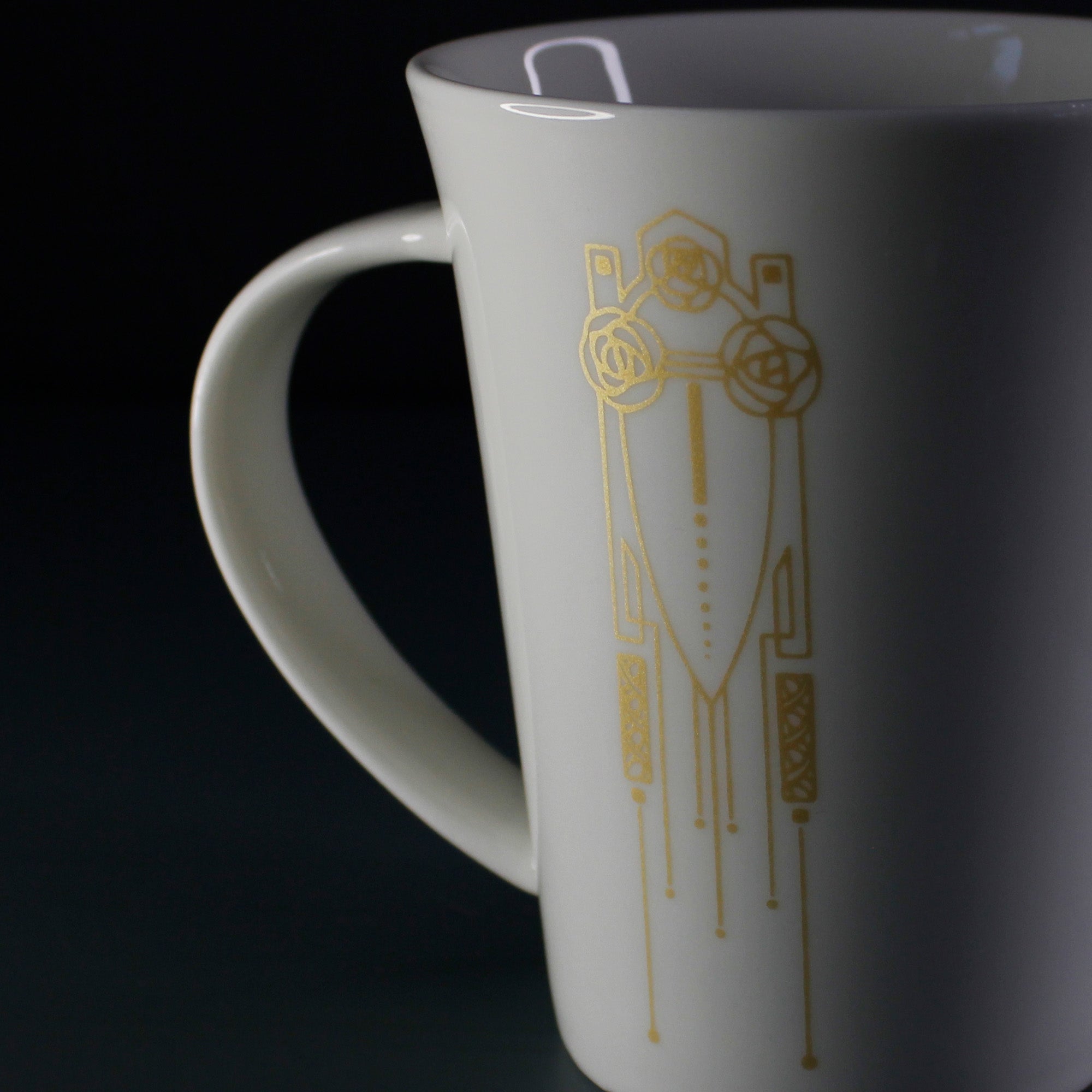 Porcelain mug - Ornament in Gold