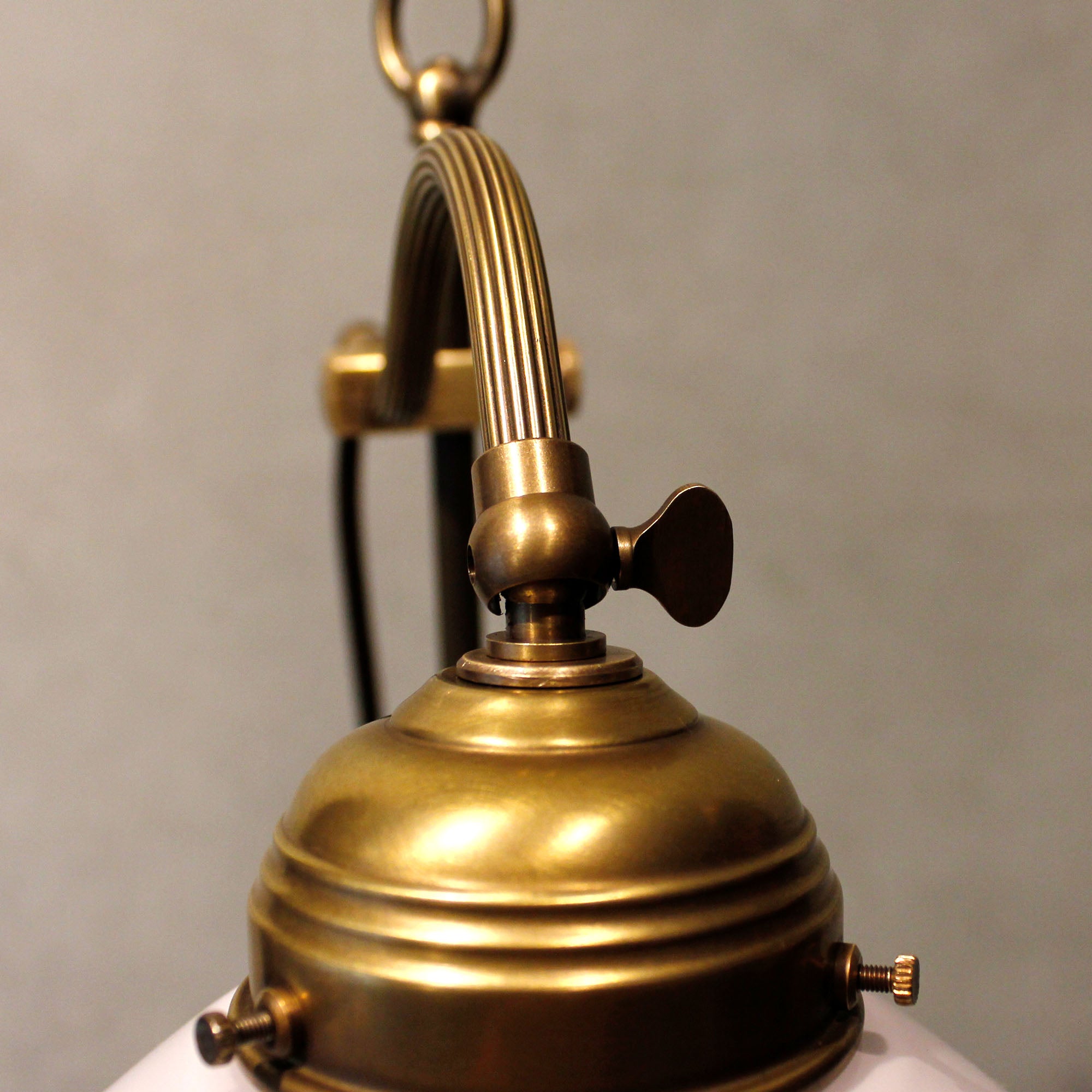 Art Nouveau Table Lamp "Curve"